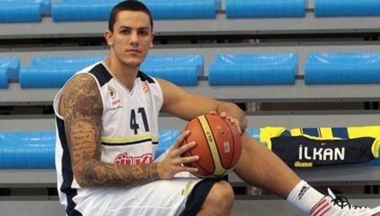 Hayatını kaybeden eski Milli basketbolcu İlkan Karaman son yolculuğuna uğurlandı