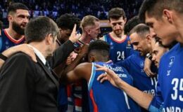 Anadolu Efes, 21. kez Kızılyıldızla karşı karşıya